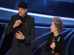 Oscars 2022: For Hearing Impaired Troy Kotsur, A Standing Ovation In Sign Language Oscars 2022: For Hearing Impaired Troy Kotsur, A Standing Ovation In Sign Language