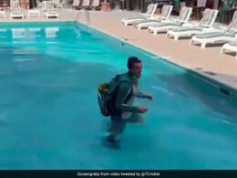 Watch: Alex Carey Accidentally Falls Into A Swimming Pool In Pakistan, Teammates Can't Stop Laughing Watch: Alex Carey Accidentally Falls Into A Swimming Pool In Pakistan, Teammates Can't Stop Laughing
