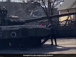 US ने 12 रूसी डिप्लोमेट्स निकाले, मीडिया आउटलेट्स बैन करेगा ट्विटर-फेसबुक, पढ़ें- रूस पर गिरी कौन-कौन सी गाज? US ने 12 रूसी डिप्लोमेट्स निकाले, मीडिया आउटलेट्स बैन करेगा ट्विटर-फेसबुक, पढ़ें- रूस पर गिरी कौन-कौन सी गाज?