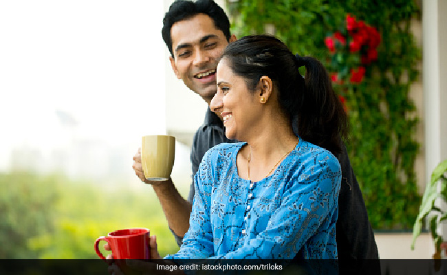 शादी कब करोगे? क्यों नहीं कर रहे शादी ऐसे सवालों से हैं परेशान तो इन टिप्स की मदद से दें कूल Answers