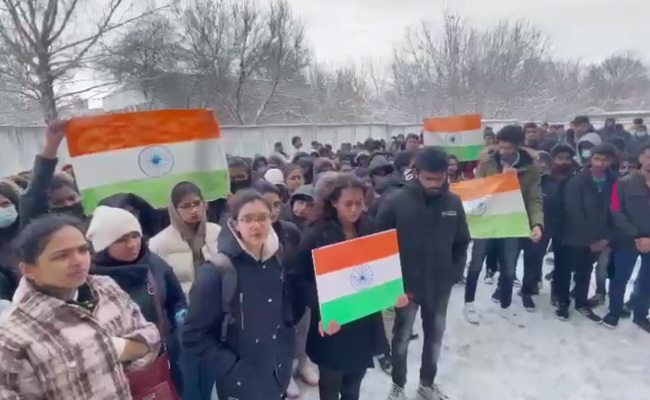 All 694 Indian Students, Stuck In Ukraine's Sumy, Have Left Today: Centre