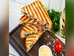 7 Delicious Paneer Breakfast Recipes To Make In 15 Minutes 7 Delicious Paneer Breakfast Recipes To Make In 15 Minutes