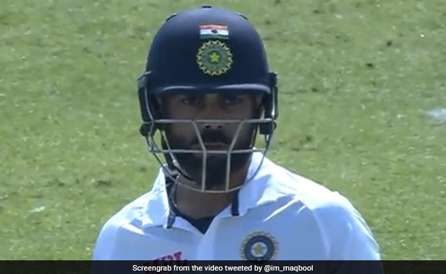 IND vs SL, 1st Test: ऐतिहासिक मुकाबले में कुछ इस तरह अंबुलदेनिया के जाल में फंसे किंग कोहली, देखें Video