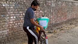 West Bengal Man Sells Momos On Cycle; Internet Is Impressed By His Genius