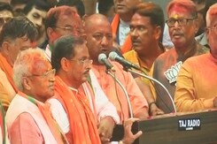 Yogi Adityanath Delivers Big UP Win, BJP Keeps "Early Holi" Promise Yogi Adityanath Delivers Big UP Win, BJP Keeps "Early Holi" Promise
