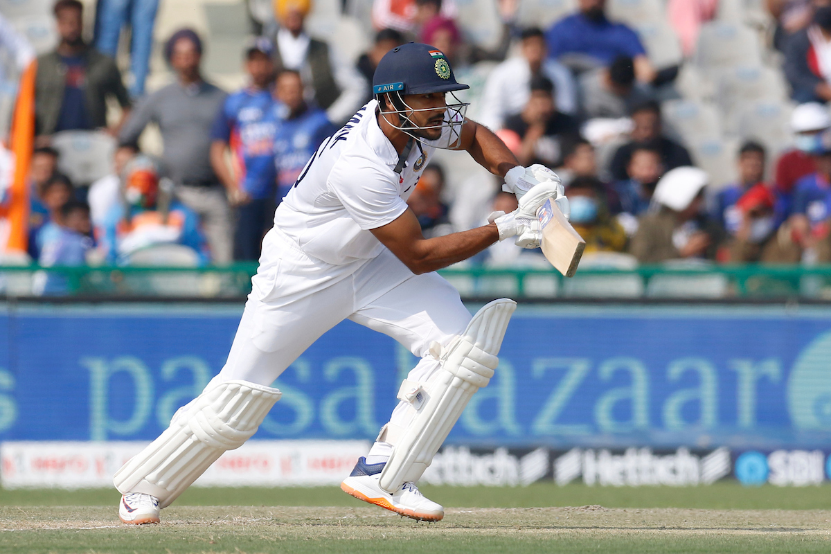 टीम इंडिया के ओपनर ने जड़ा दोहरा शतक, लेकिन टीम में वापसी में बड़ी समस्या यह है कि...