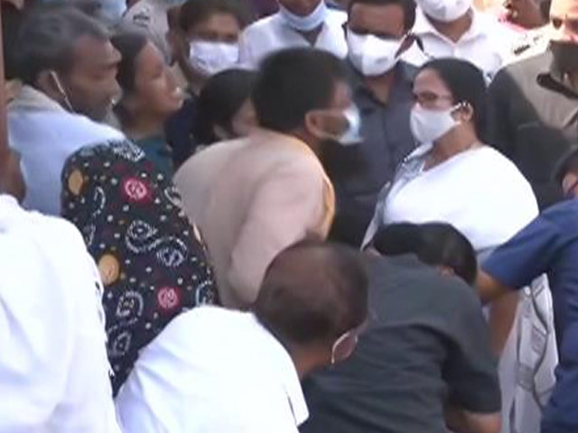 Mamata Banerjee Meets Relatives Of Those Who Were Burnt Alive In Bengal