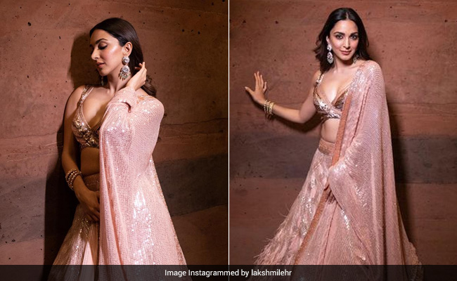 Kiara Advani Casts A Spell In This Stunning Peach Feathered Embellished <i>Lehenga</i>