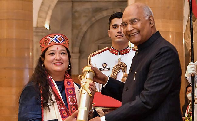 President Kovind Confers 'Nari Shakti' Awards On 29 Women