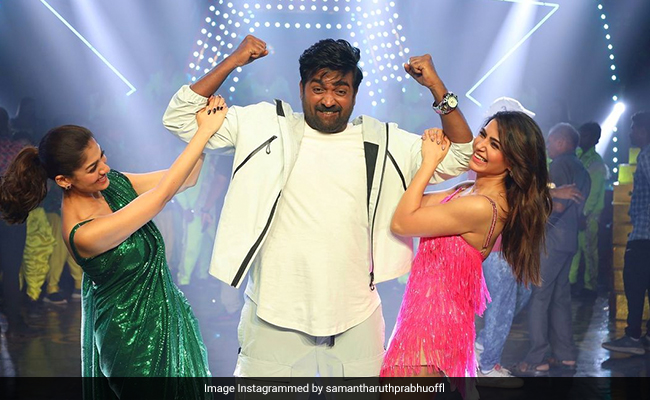 Samantha Ruth Prabhu, Nayanthara And Vijay Sethupathi From The Sets Of <i>Kaathuvakula Rendu Kaadhal</i>