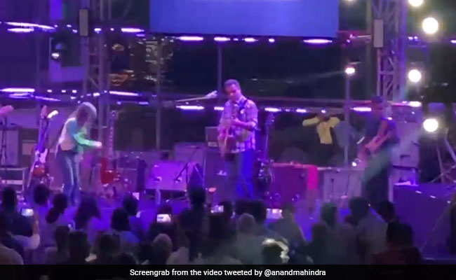 Anand Mahindra Praises The Only "Politician-Blues Musician" In The World