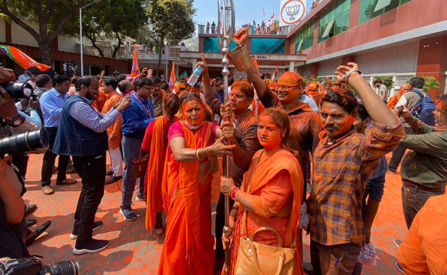 Celebrations Begin At BJP's Lucknow Office As Party Crosses Majority Mark
