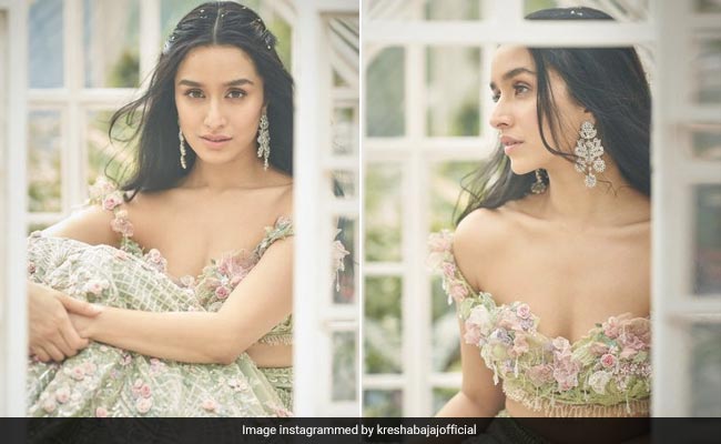 Shraddha Kapoor Is Straight Out Of A Fairy Tale In A Beautiful Pastel Floral <i>Lehenga</i>