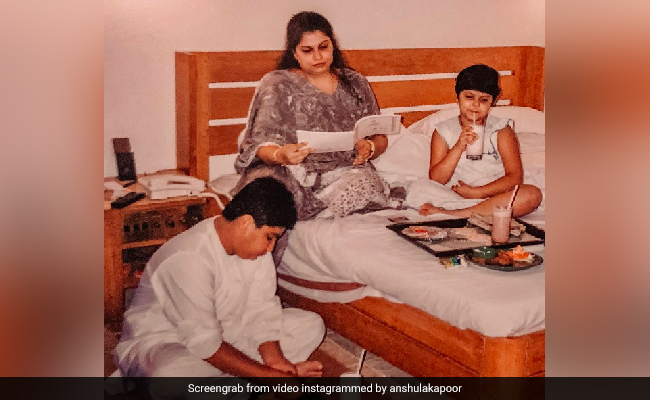 मां को याद करते हुए बेहद भावुक हुईं अर्जुन कपूर की बहन अंशुला कपूर, कहा- मां जब आखिरी बार थामा था तुम्हारा हाथ