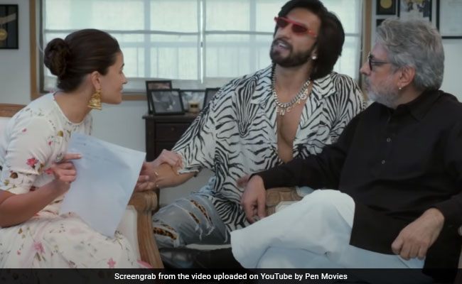 <i>Gangubai Kathiawadi</i>: Ranveer Singh Crashes Alia Bhatt And Sanjay Leela Bhansali's Conversation