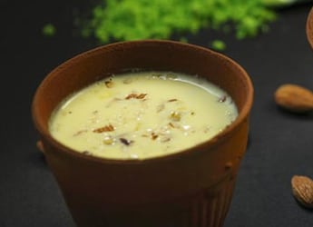 Holi 2022: Enjoy The Festival Of Colours With This Thandai Recipe By Chef Kunal Kapur Holi 2022: Enjoy The Festival Of Colours With This Thandai Recipe By Chef Kunal Kapur