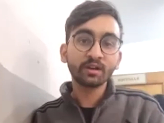 Ukraine में डॉक्टर बनने आया था...लेकिन फंस गया, हमारे Parents को Protest भी नहीं करने दिया....