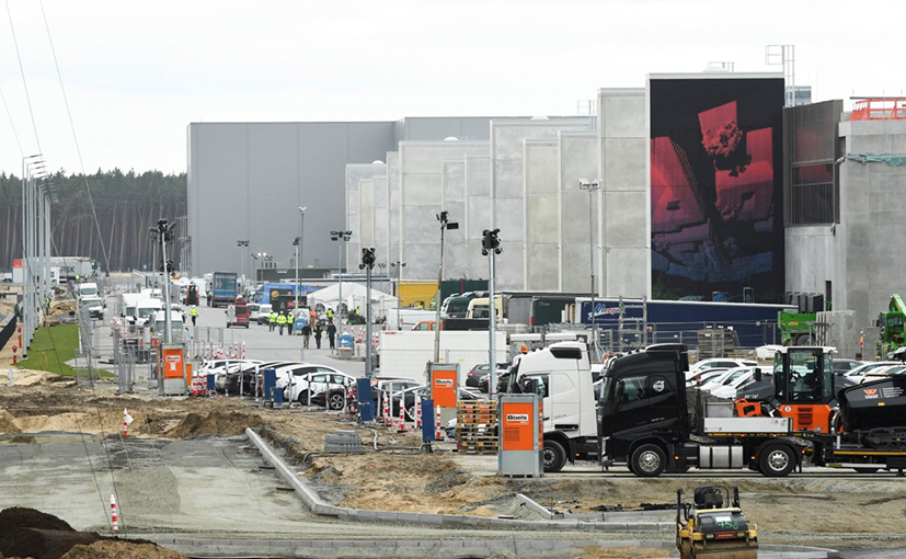 Tesla's Long-Delayed German Gigafactory Gets Conditional Green Light