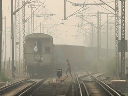 Diwali 2022: फेस्टिवल सीजन में खुद और अपने बच्चों को पॉल्यूशन से बचाने के लिए फॉलो करें ये तरीके Diwali 2022: फेस्टिवल सीजन में खुद और अपने बच्चों को पॉल्यूशन से बचाने के लिए फॉलो करें ये तरीके