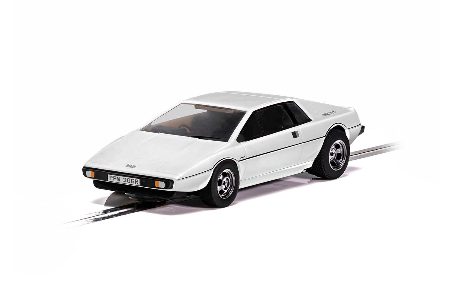 How Bond Film-Makers Modified the Lotus Esprit S1 for the Underwater Chase In Spy Who Loved Me
