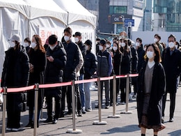 South Korea Reports Record High 3,42,446 New Daily COVID-19 Cases South Korea Reports Record High 3,42,446 New Daily COVID-19 Cases
