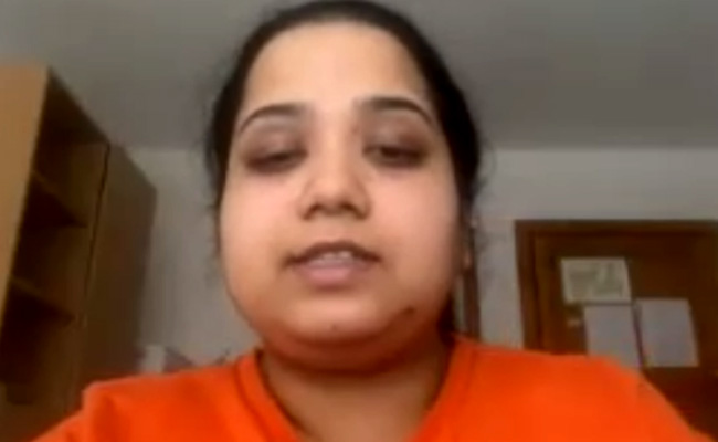 "Ukraine के Kharkiv में भारतीय छात्र नवीन की रूसी हमले में मौत, 4000 बच्चों को Russia के रास्ते जल्द निकाले सरकार" : Student Coordinator डॉ पूजा