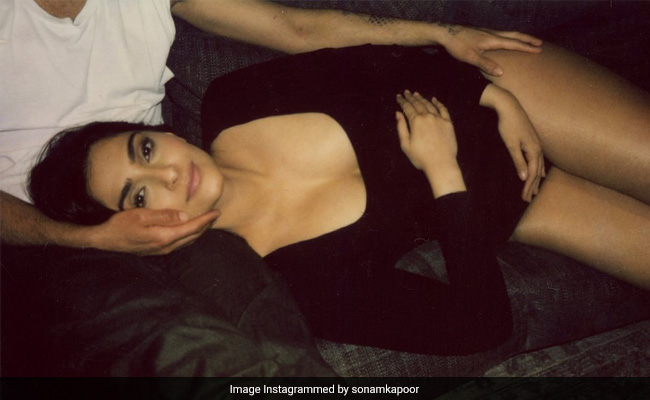 Mom-To-Be Sonam Kapoor's First Three Months Of Pregnancy "Were Tough"