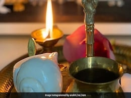 Vastu: भगवान की पूजा और आरती में दीपक जलाते समय कभी ना करें ये भूल, जानें प्रभु के सामने कैसे रखें दीप Vastu: भगवान की पूजा और आरती में दीपक जलाते समय कभी ना करें ये भूल, जानें प्रभु के सामने कैसे रखें दीप