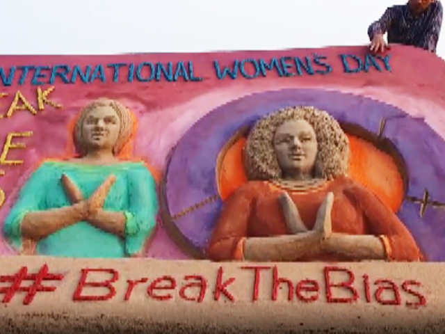 International Women's Day: Manas Sahoo Creates Amazing Sand Sculpture At Puri Beach