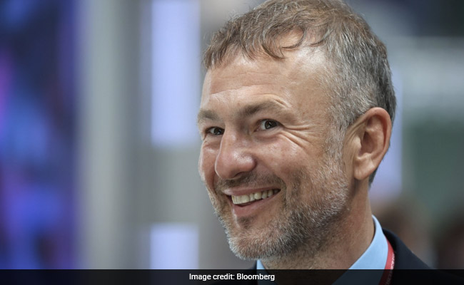 A Russian Billionaire's Wife Is Contesting "Irrational" EU Sanctions