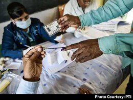 झारखंड: करीब 3 लाख मतदाता रामगढ़ उपचुनाव में अपने मताधिकार का करेंगे प्रयोग, 27 फरवरी को है वोटिंग झारखंड: करीब 3 लाख मतदाता रामगढ़ उपचुनाव में अपने मताधिकार का करेंगे प्रयोग, 27 फरवरी को है वोटिंग