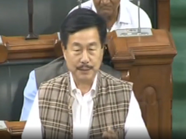 BJP MP Calls Nitin Gadkari 'Spiderman' For Weaving Web of Roads