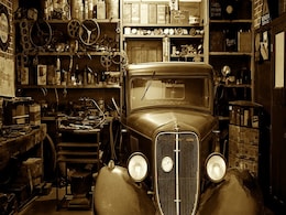 Understanding The Difference Between Classic, Antique, And Vintage Cars Understanding The Difference Between Classic, Antique, And Vintage Cars