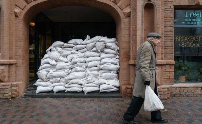 Molotovs And Sandbags: Ukraine City Braces For Russian Attack