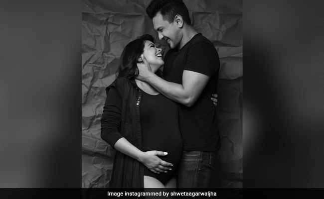 Aditya Narayan And Shweta Agarwal Welcomed Daughter Last Month. See Baby Announcement