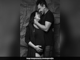 Aditya Narayan And Shweta Agarwal Welcomed Daughter Last Month. See Baby Announcement Aditya Narayan And Shweta Agarwal Welcomed Daughter Last Month. See Baby Announcement