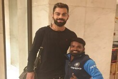 जब विराट कोहली ने बना दिया दिव्यांग फैन का दिन जब विराट कोहली ने बना दिया दिव्यांग फैन का दिन