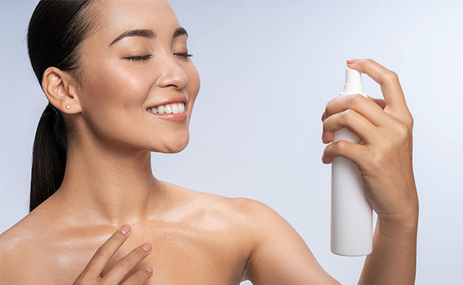 5 Best Face Mists To Give Your Skin A Boost Of Hydration