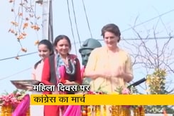 प्रियंका गांधी ने महिला दिवस के मौके पर लखनऊ में निकाला मार्च प्रियंका गांधी ने महिला दिवस के मौके पर लखनऊ में निकाला मार्च