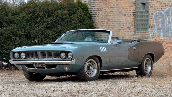 How This Plymouth Barracuda Cop Car Went From Neglected Classic to Competitive Racer