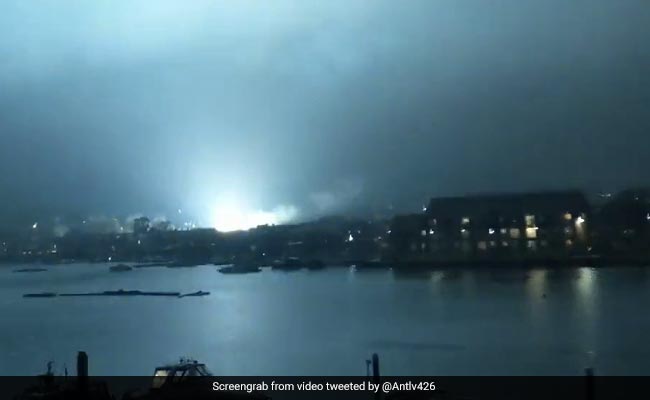 Mysterious Glow Lights Up Night Sky In Southampton, Residents Confused