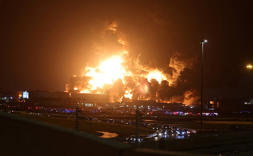 Saudi Aramco Petroleum Storage Site Hit By Houthi Attack, Fire Erupts Saudi Aramco Petroleum Storage Site Hit By Houthi Attack, Fire Erupts