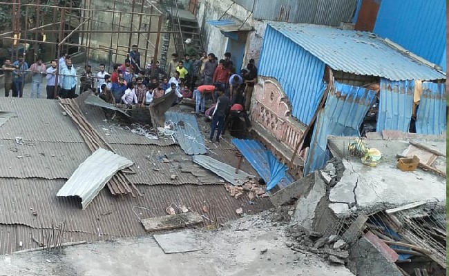 Fire Breaks Out At Under Construction Building In Delhi; Several Trapped