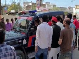 पूरे यूपी में  EVM की 'चौकसी' करने वाले समाजवादी पार्टी के कार्यकर्ताओं के खिलाफ पुलिस केस पूरे यूपी में  EVM की 'चौकसी' करने वाले समाजवादी पार्टी के कार्यकर्ताओं के खिलाफ पुलिस केस