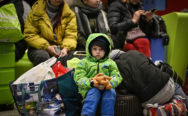 USA’s Struggle with the Ukraine Refugee Crisis 1 Ukraine War: Ukraine Is Europe's Fastest Growing Refugee Crisis Since World War 2: UN