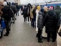 Braving Shells, Indian Students Flee Ukraine's Kharkiv On Foot Braving Shells, Indian Students Flee Ukraine's Kharkiv On Foot