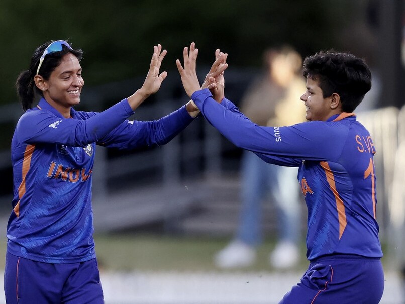 IND-W vs SA-W, Women's World Cup 2022 Live Score: India Get Early Breakthrough, Lizelle Lee Run-Out For 6 Runs