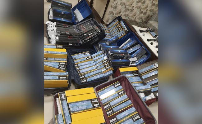 2 Indian Nationals Detained At Delhi Airport, 250 Riflescopes Recovered