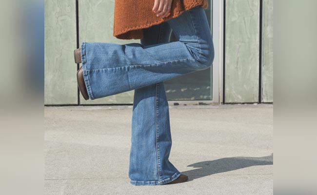 Chic Bell Bottom Jeans To Notch Up Your Personal Style
