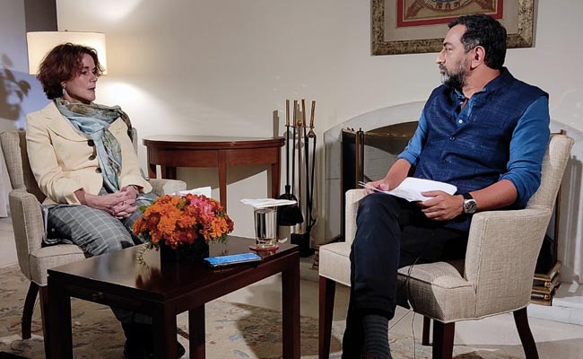 हमें नहीं लगता कि यूक्रेन मामले में रूस के खेमे में है भारत : NDTV से बोलीं अमेरिका की शीर्ष दूत